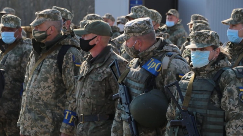 В Киеве пригрозили, что «СБУ постучит в дверь каждому»